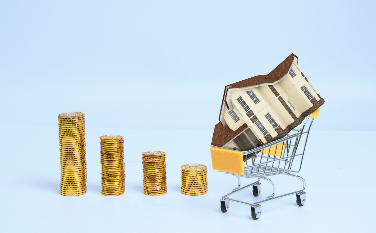 股票配资风险不容忽视，谨慎投资方能获利